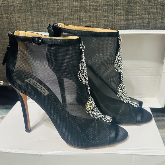 badgley mischka high heel shoes - Picture 3 of 8